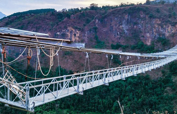 The Cliff Bungee Kushma
